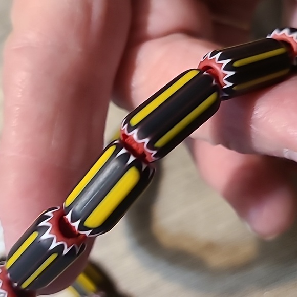 TRADE BEAD Yellow Jacket NECKLACE - Picture 2 of 8